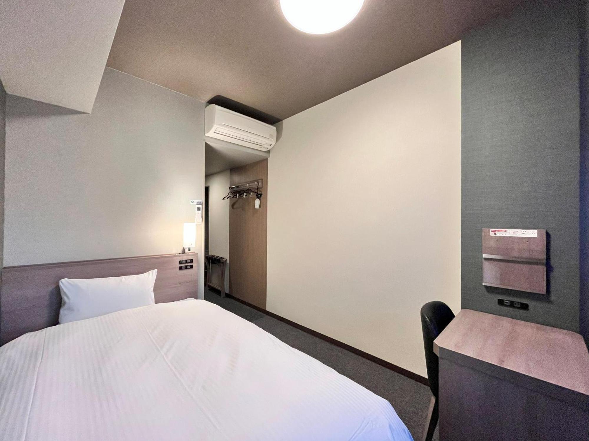 Hotel Route-Inn Nagaoka Ekimae Exterior photo